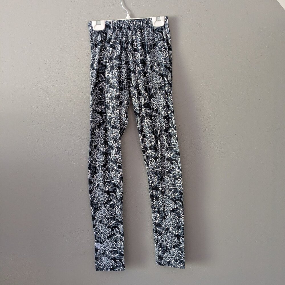 Sweetlegs sz Small 5/$50
